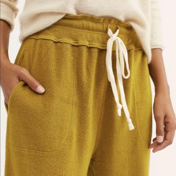 Free People Sweatpant Slouch Elastic Waist Fuzzy - Picture 3 of 3